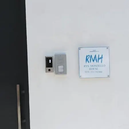 Appartamento Rys Mondello House *
